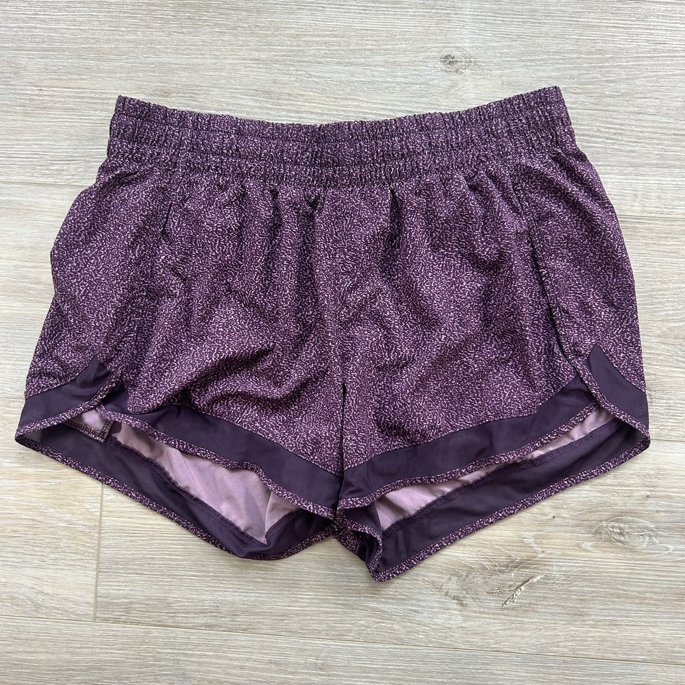 Athleta Medium Printed Mesh Racer Run Shorts 4" Sporty Plum Purple Static Dot